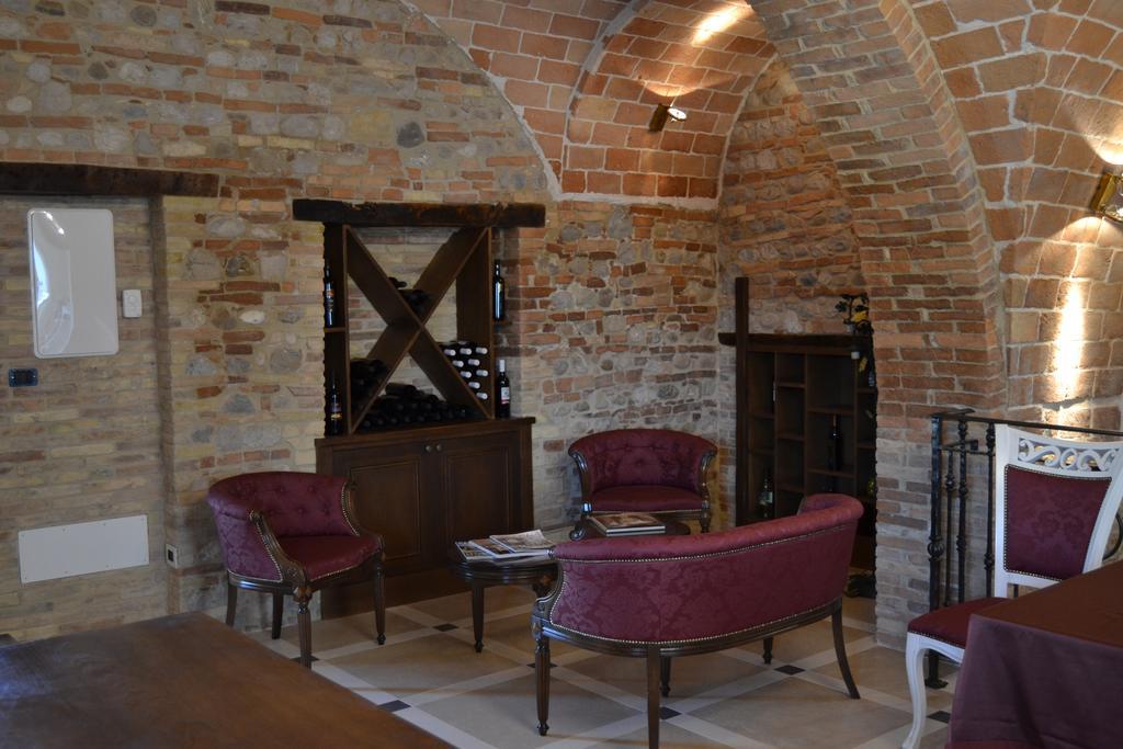 Agriturismo De Luca Mozzagrogna Exteriér fotografie