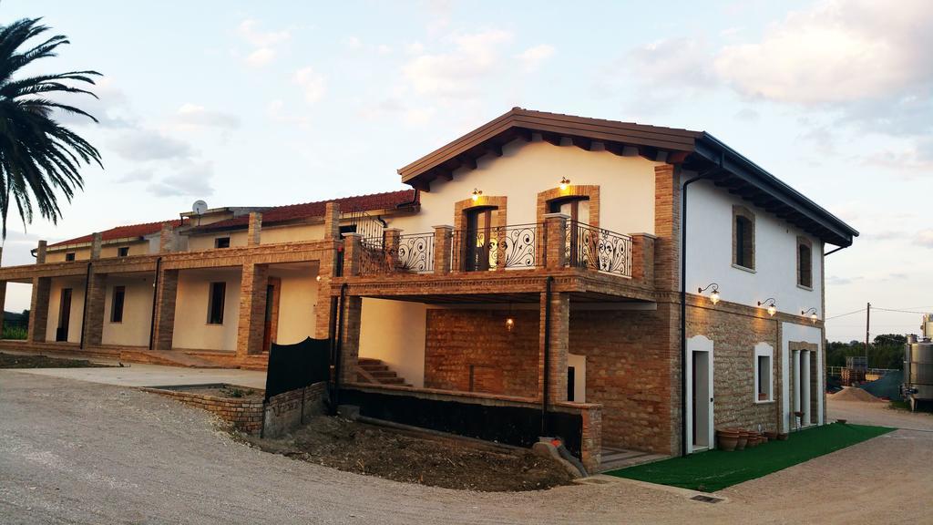 Agriturismo De Luca Mozzagrogna Exteriér fotografie